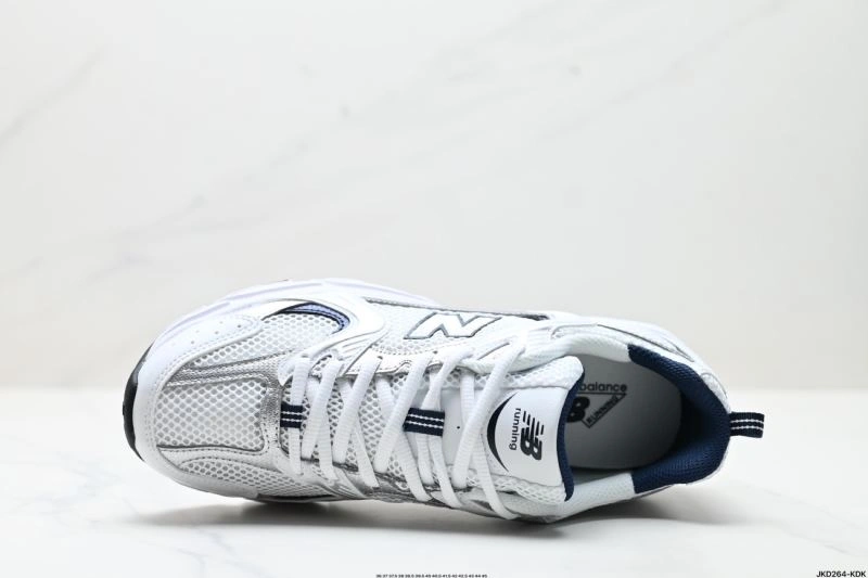 Supportive New Balance Shoes 3131