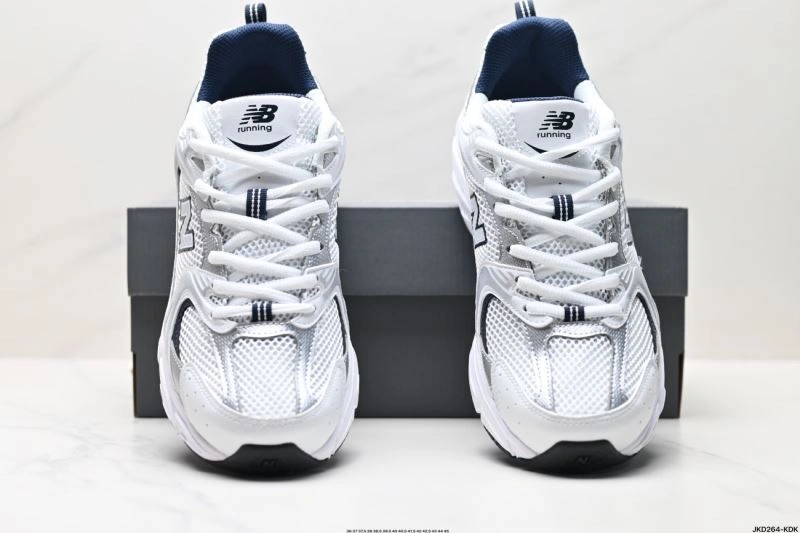 Supportive New Balance Shoes 3131