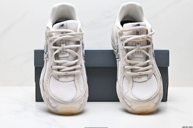 Sophisticated New Balance Shoes 3120