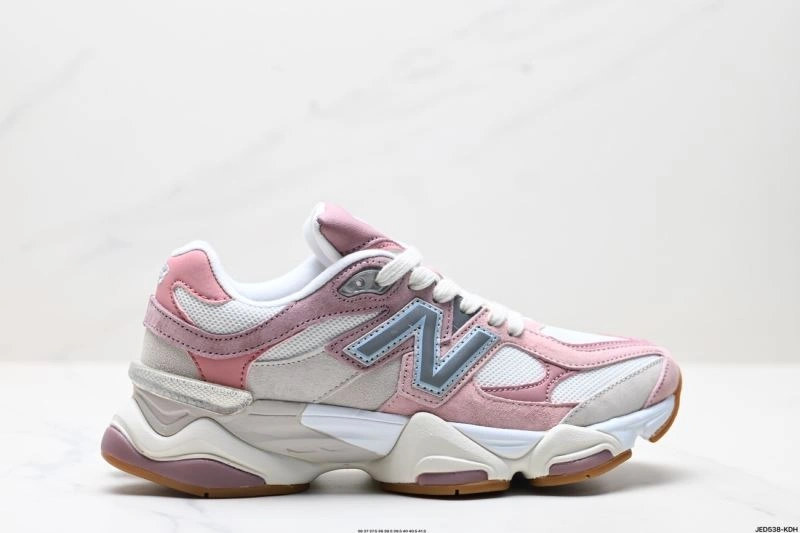 Fashionable New Balance Shoes 3110