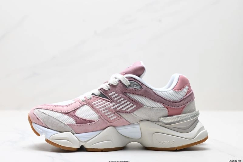 Fashionable New Balance Shoes 3110