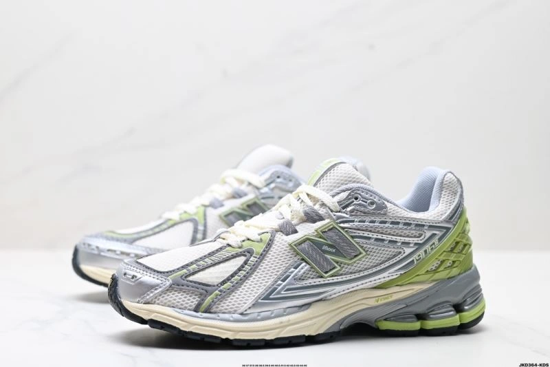 New Balance Shoes Upgraded 3124