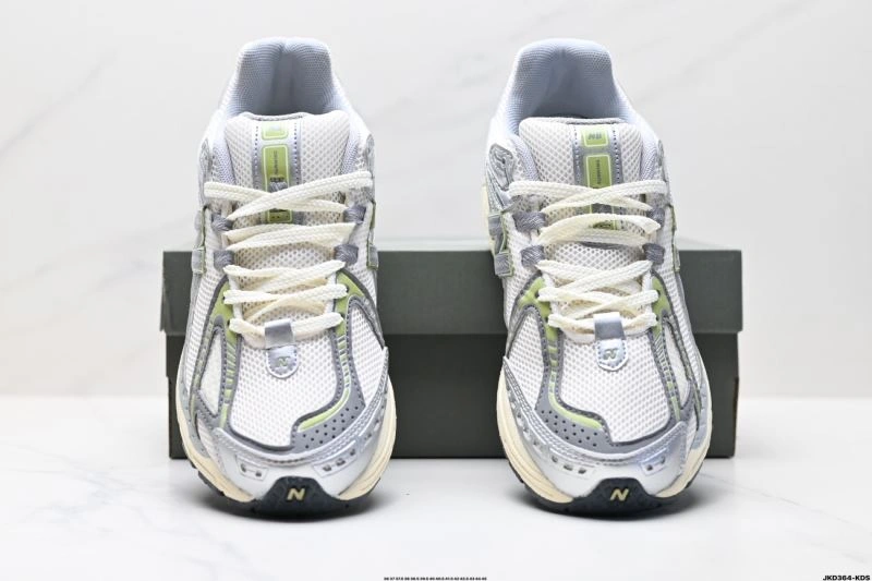 New Balance Shoes Upgraded 3124