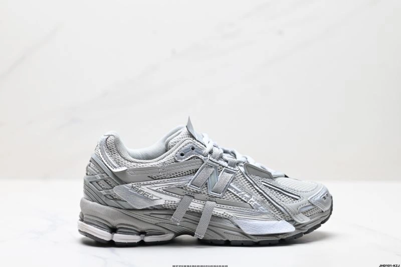 Stretchable New Balance Shoes 2253