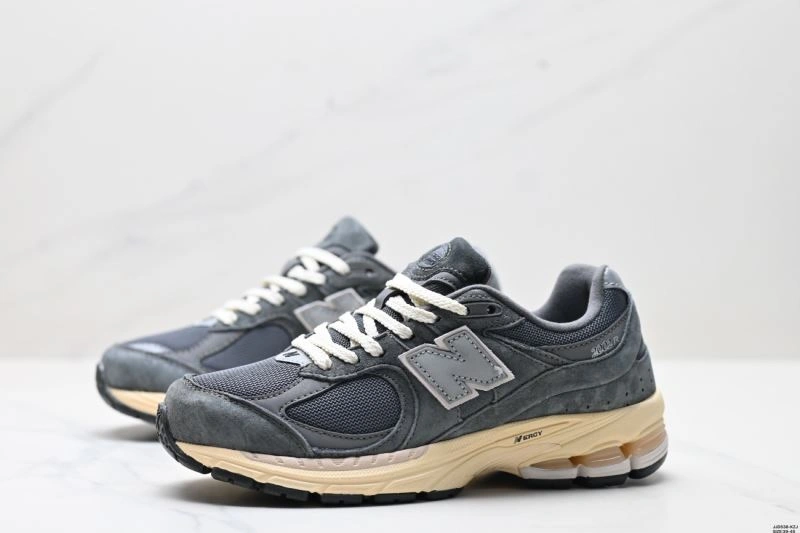 New Balance Shoes MultiPurpose 2249