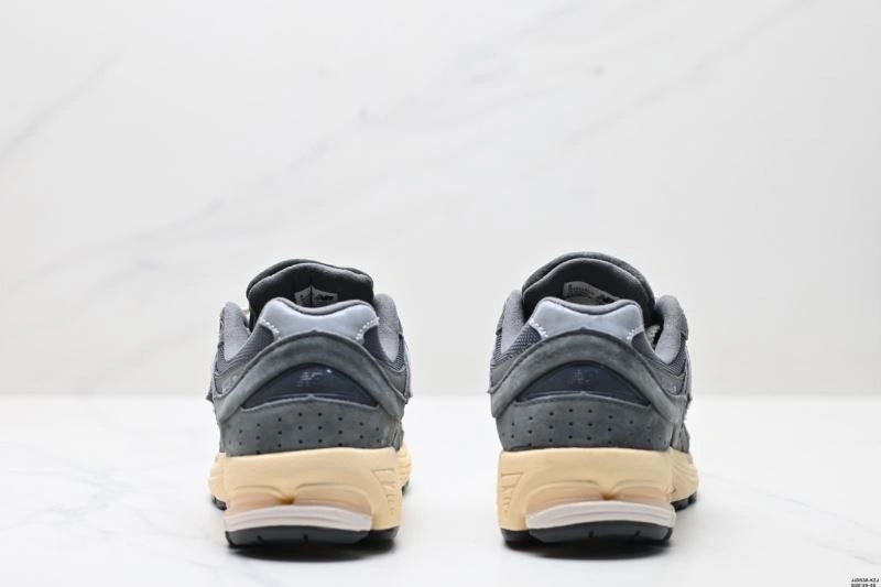 New Balance Shoes MultiPurpose 2249