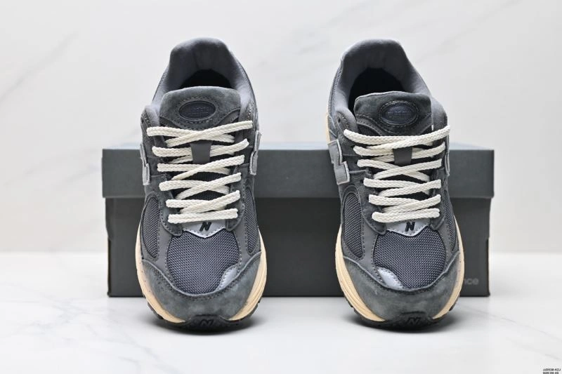 New Balance Shoes MultiPurpose 2249