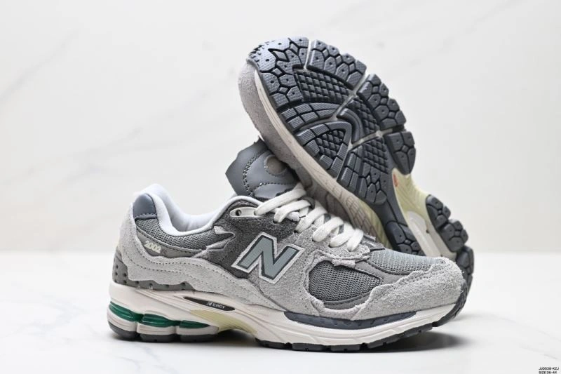 New Balance Shoes Cozy 2243