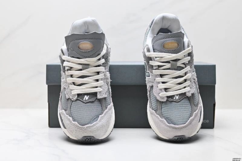 New Balance Shoes Cozy 2243