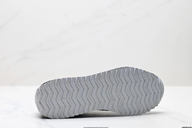 New Balance Shoes HighPerformance 2239