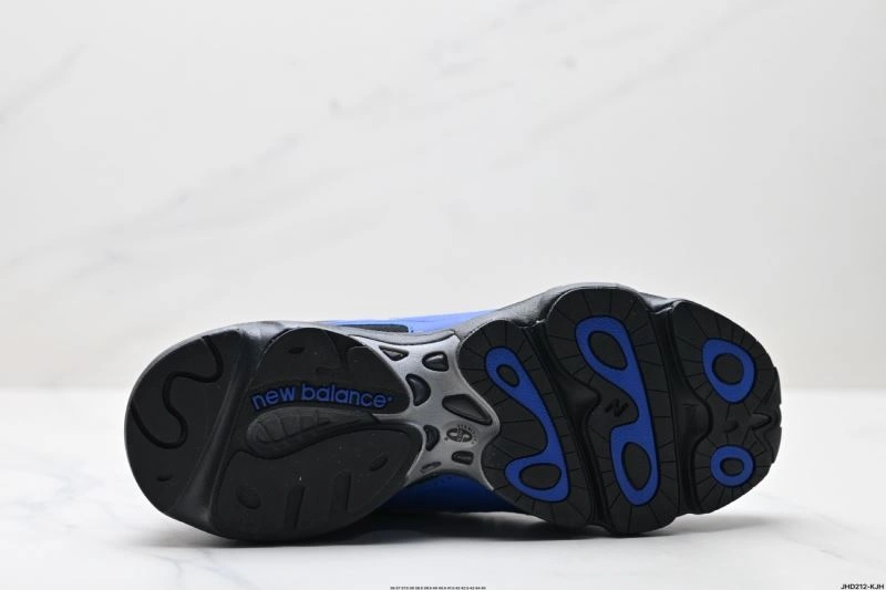 MoistureWicking New Balance Shoes 2244