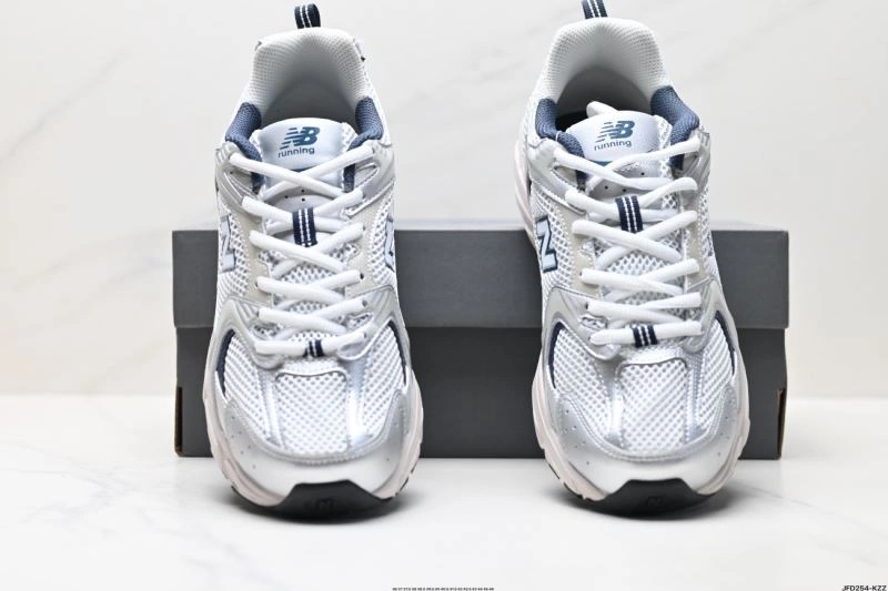 New Balance Shoes GoAnywhere 2222