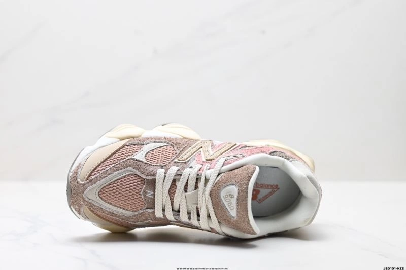 New Balance Shoes Youthful 2218
