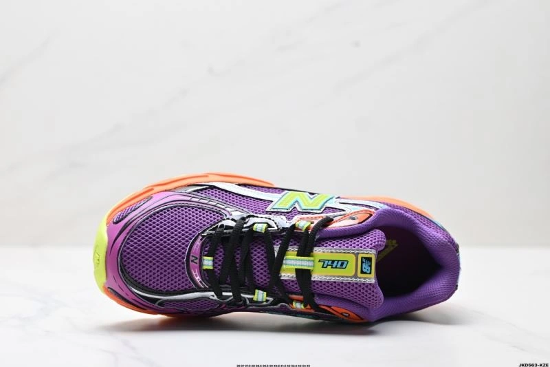 New Balance Shoes TopPick 2221
