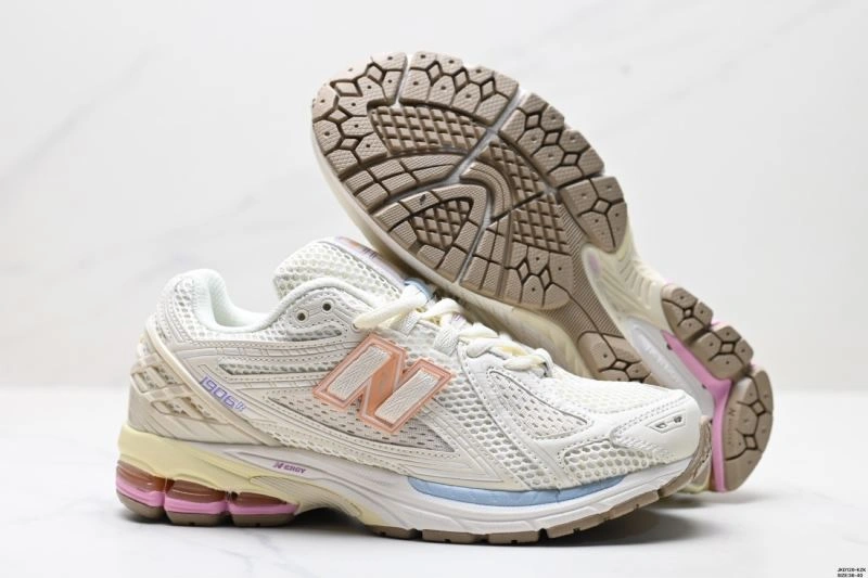GoAnywhere New Balance Shoes 2207