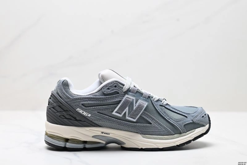 Sleek New Balance Shoes 2197