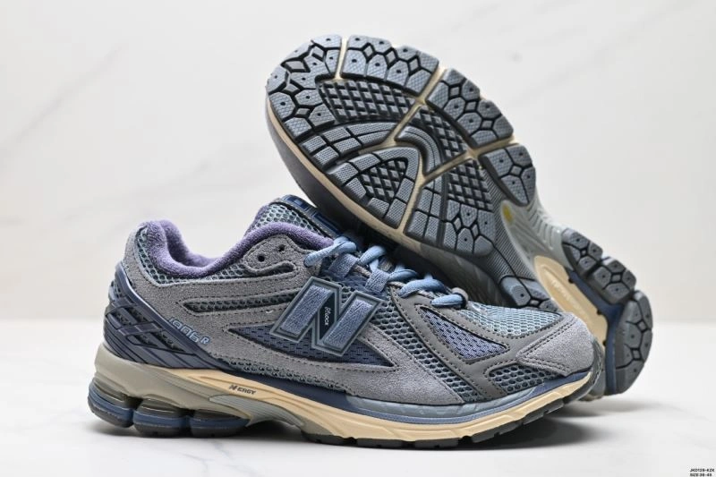 GoodFit New Balance Shoes 2210