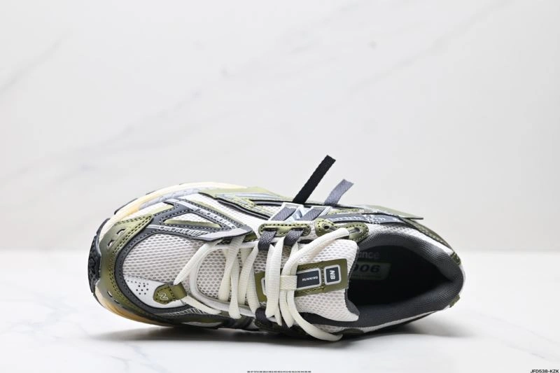 Durable New Balance Shoes 2206