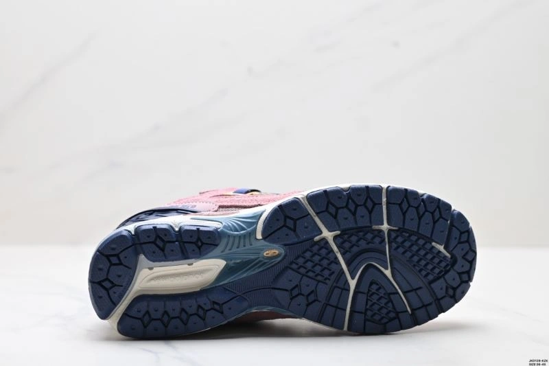 New Balance Shoes Thermal 2201