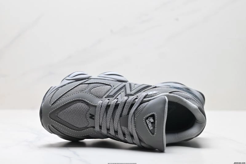 New Balance Shoes SportInspired 2204