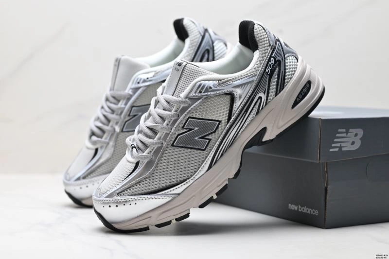 Supportive New Balance Shoes 2200
