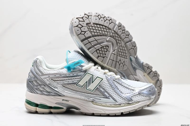 New Balance Shoes Refined 2184