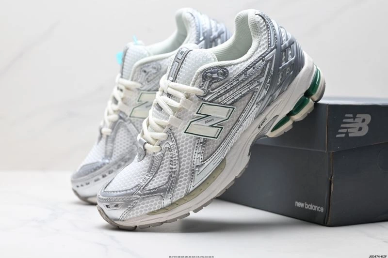 New Balance Shoes Refined 2184