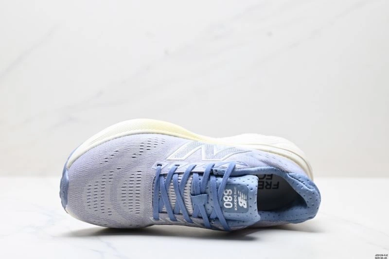 Snug New Balance Shoes 2177