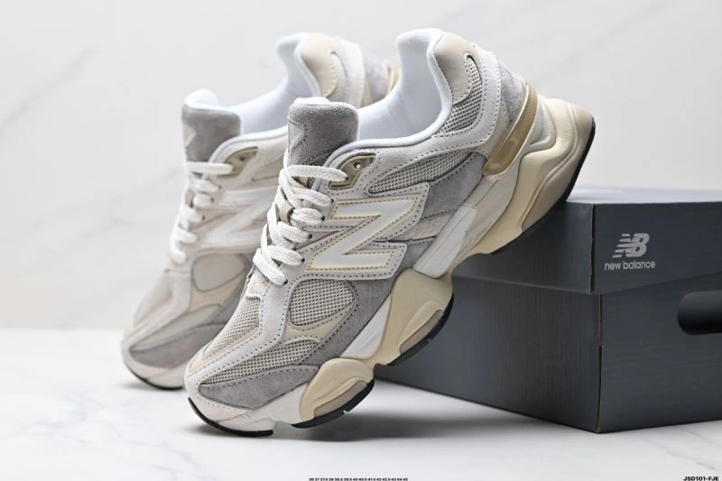 DailyWear New Balance Shoes 2220
