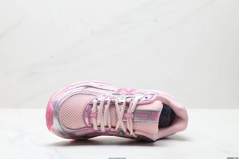 SportInspired New Balance Shoes 2139