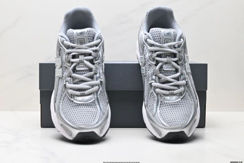 New Balance Shoes Unique 2142