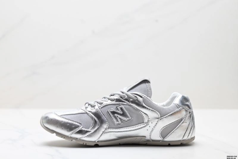 New Balance Shoes Cozy 2123