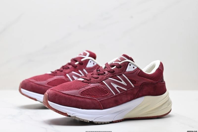 Stylish New Balance Shoes 2122