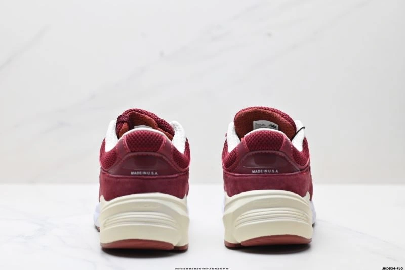 Stylish New Balance Shoes 2122