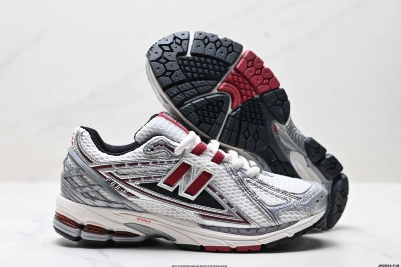 Comfortable New Balance Shoes 2113