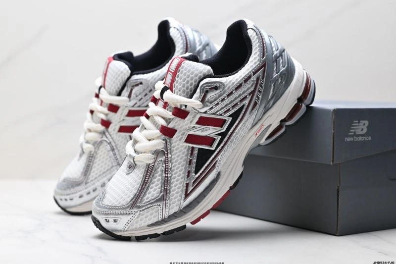 Comfortable New Balance Shoes 2113
