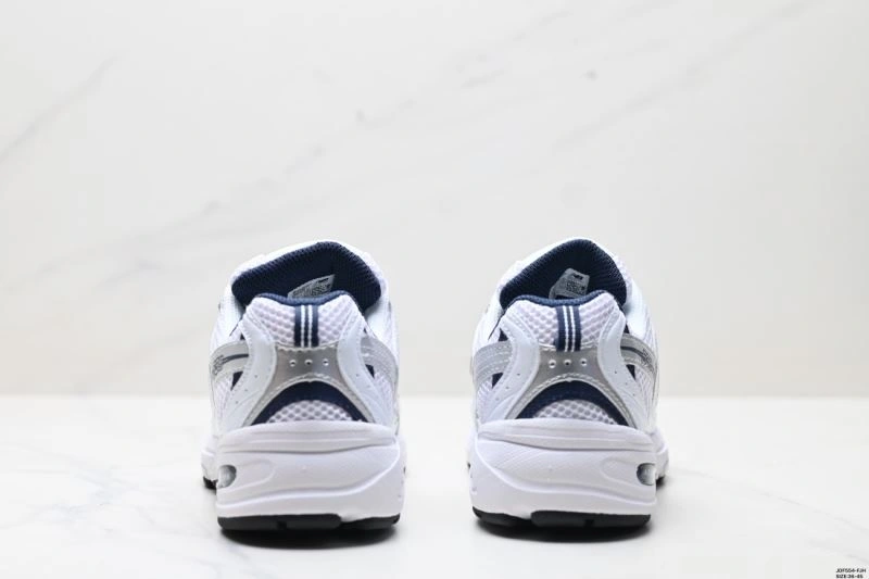 Durable New Balance Shoes 2109