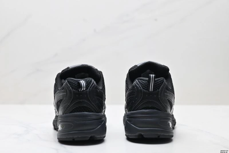New Balance Shoes Resilient 2118