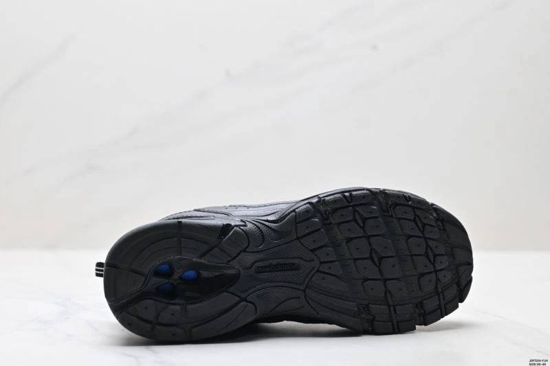 New Balance Shoes Resilient 2118