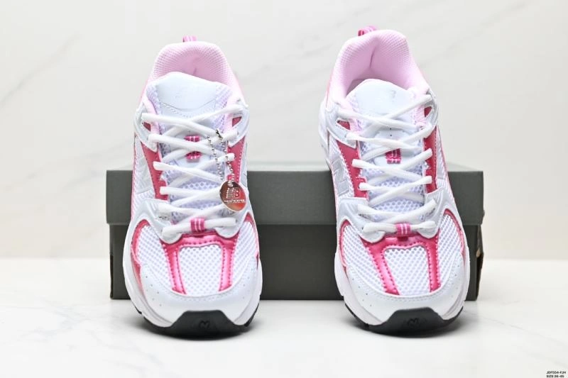 Sporty New Balance Shoes 2102