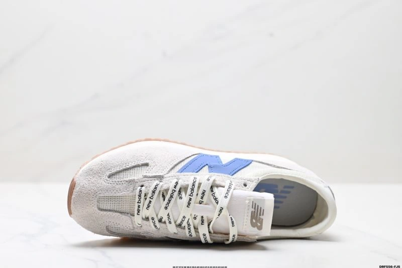 Snug New Balance Shoes 2104