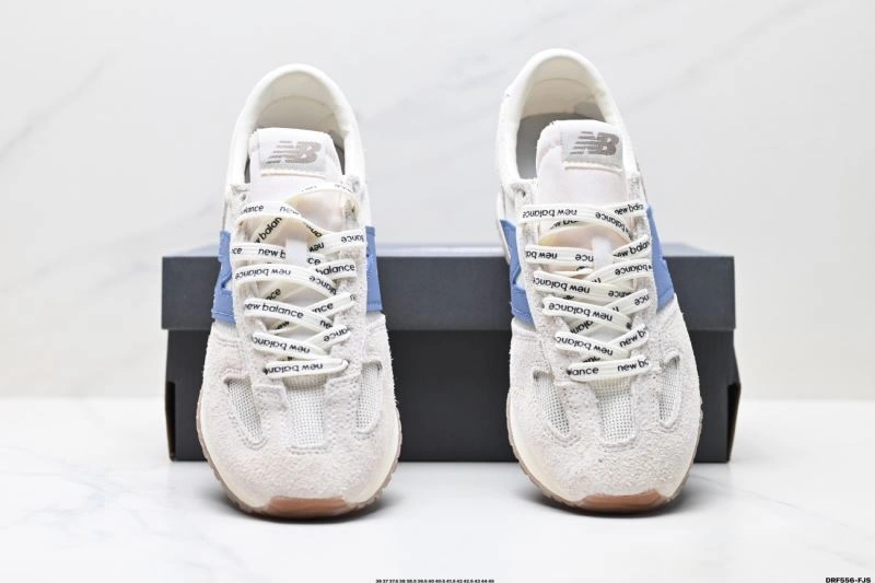 Snug New Balance Shoes 2104