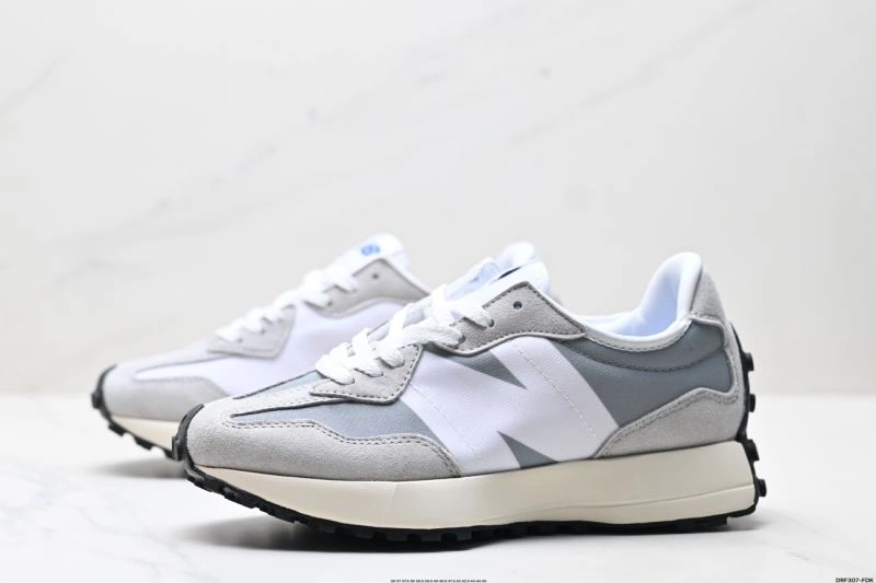 New Balance Shoes ModernLook 2083