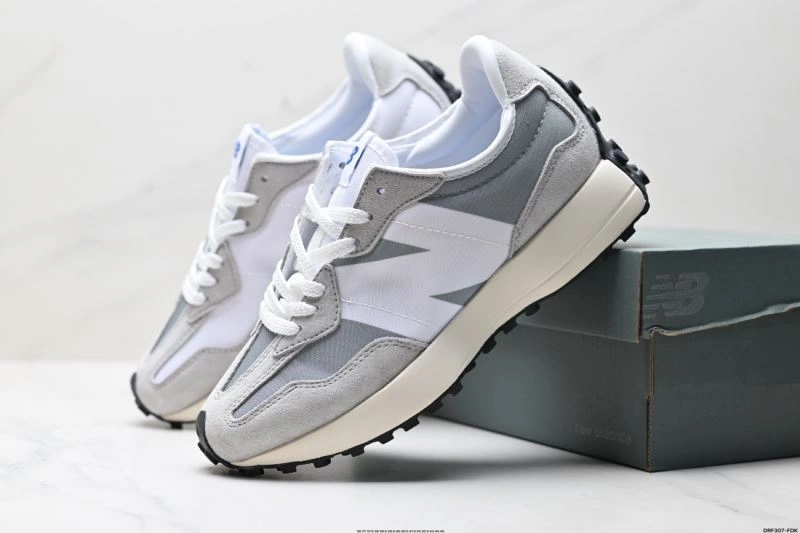New Balance Shoes ModernLook 2083