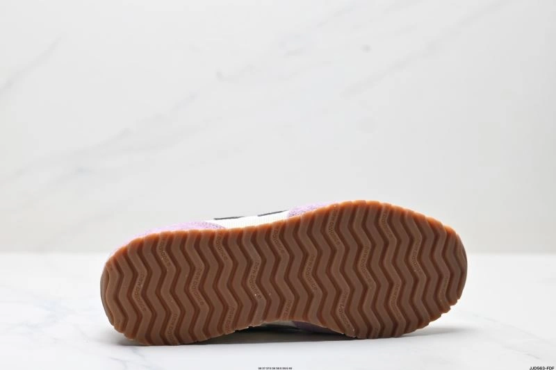 New Balance Shoes Sleek 2076