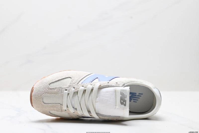 Packable New Balance Shoes 2077