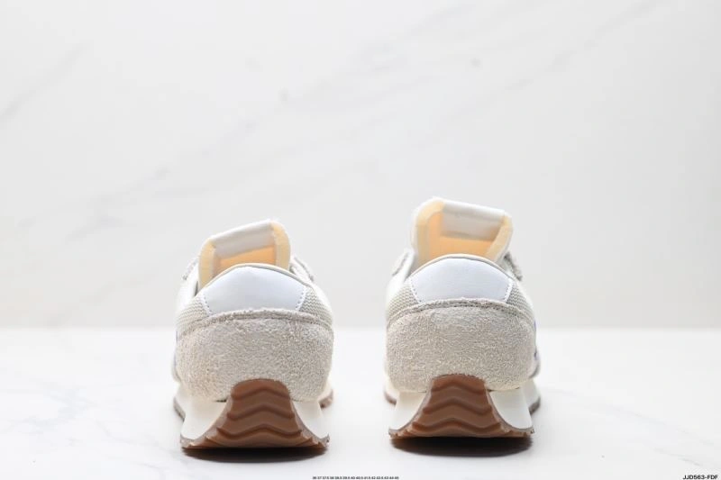 Packable New Balance Shoes 2077