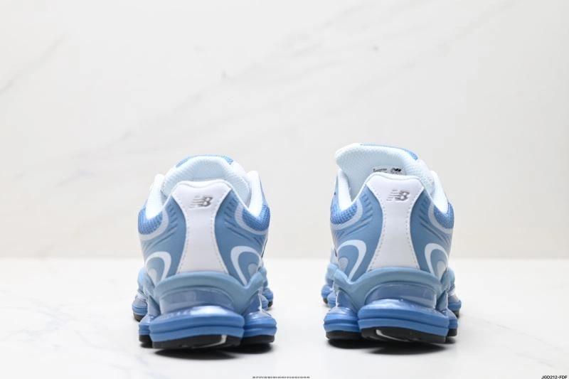 WrinkleFree New Balance Shoes 2071