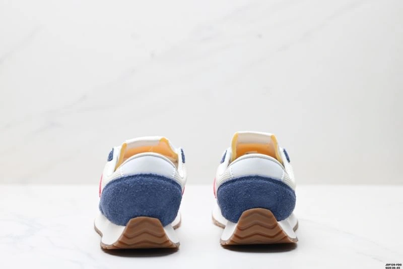 Stretchable New Balance Shoes 2062