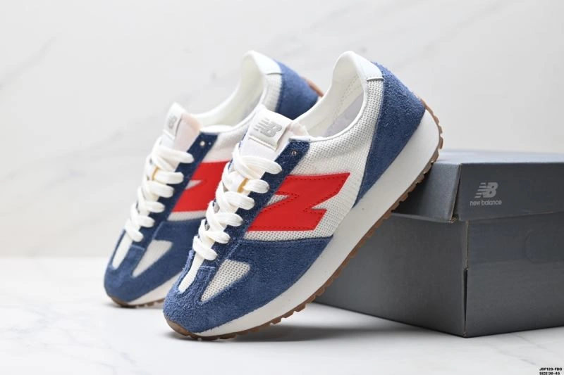 Stretchable New Balance Shoes 2062